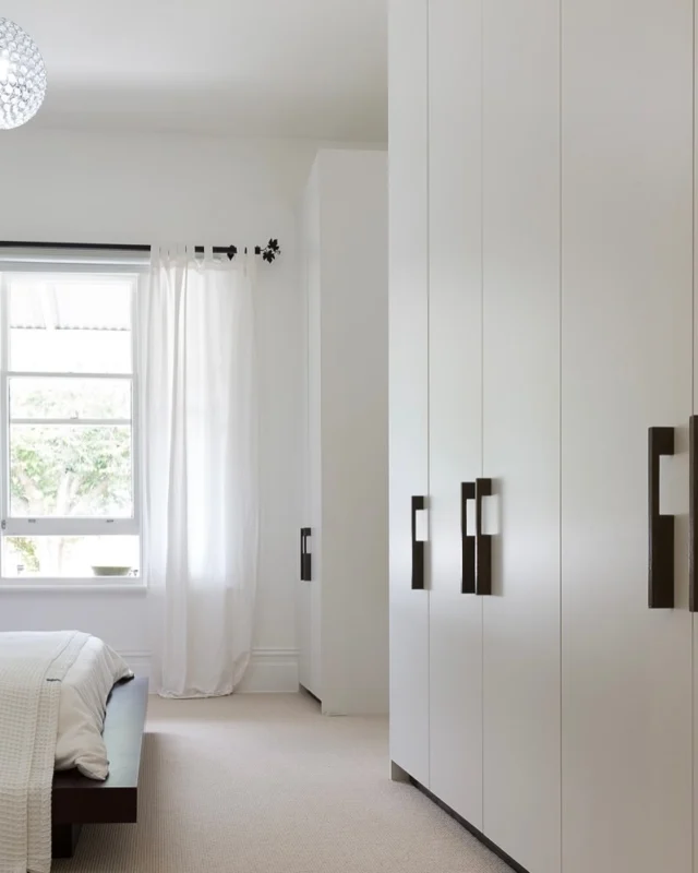 Custom wardrobes and joinery are the perfect add-on to your bathroom or kitchen renovation. 

Create a cohesive design by bringing in these spaces into your renovation.